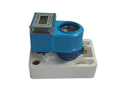 選擇多流束旋翼式水表時需考慮哪些因素？